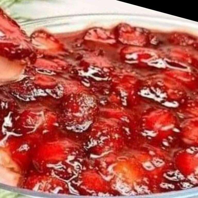 Strawberry Cream Cake